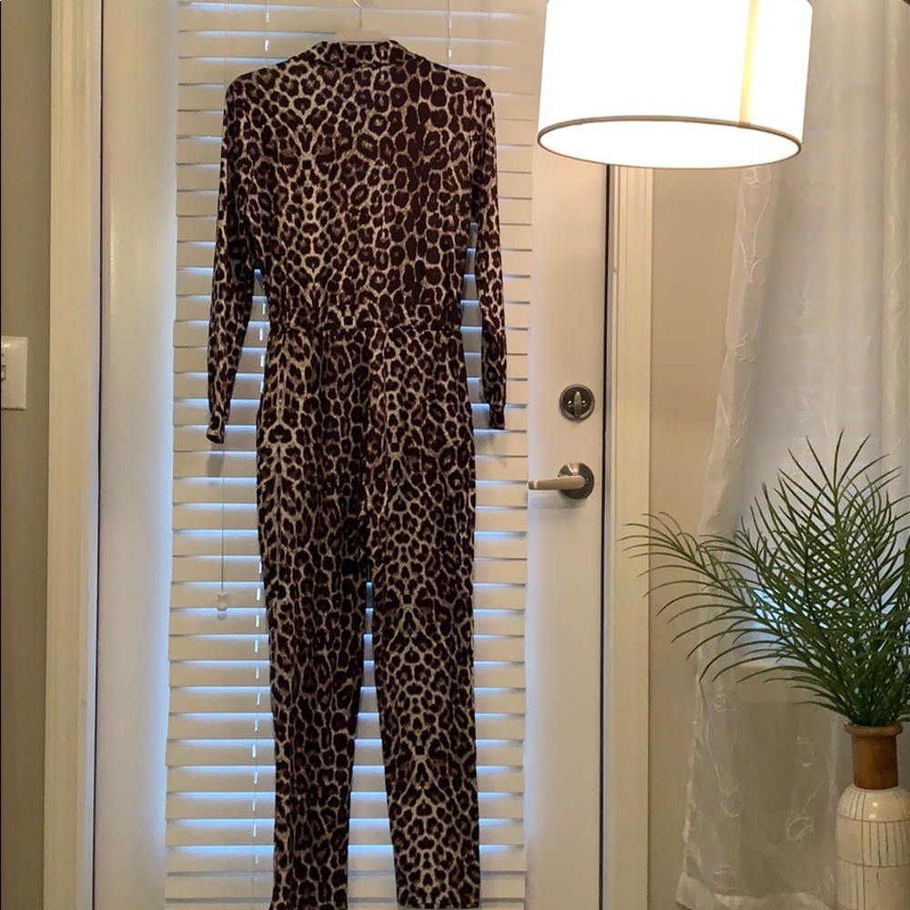Leopard Jumper - Picture 2 of 2